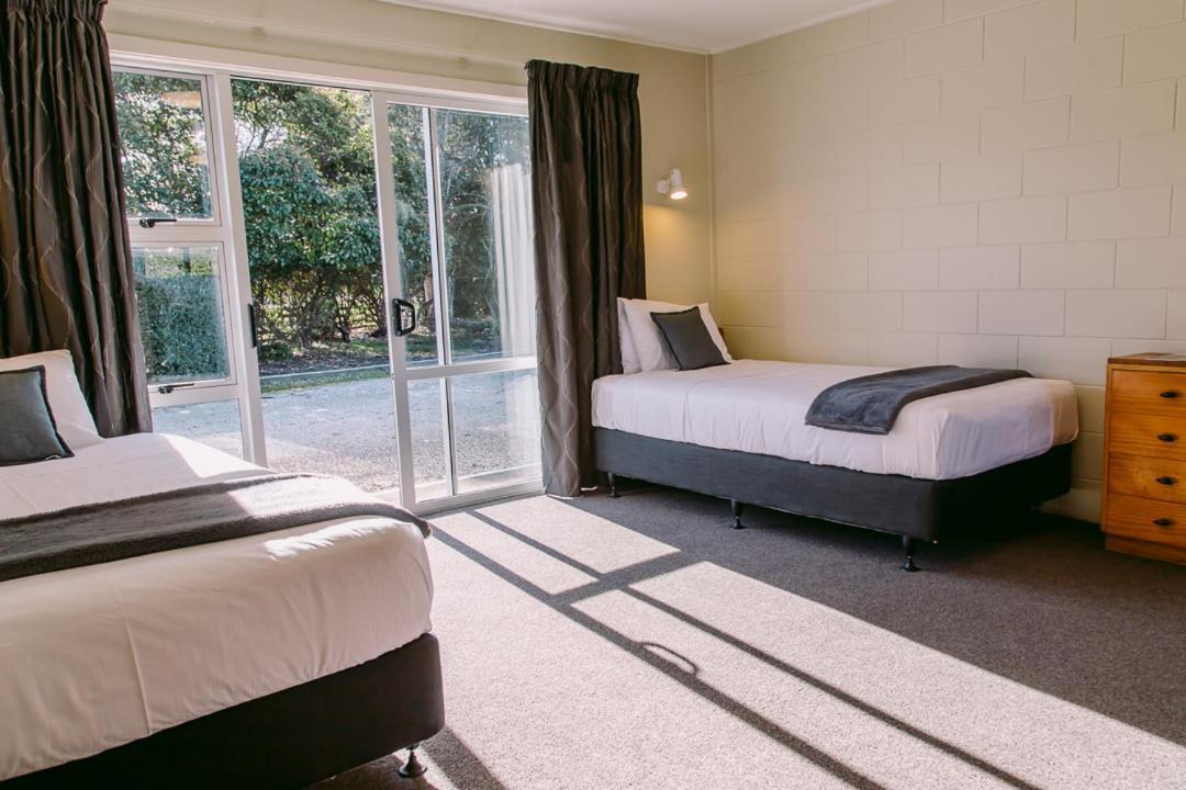 Flaxbourne Motels Ward 外观 照片